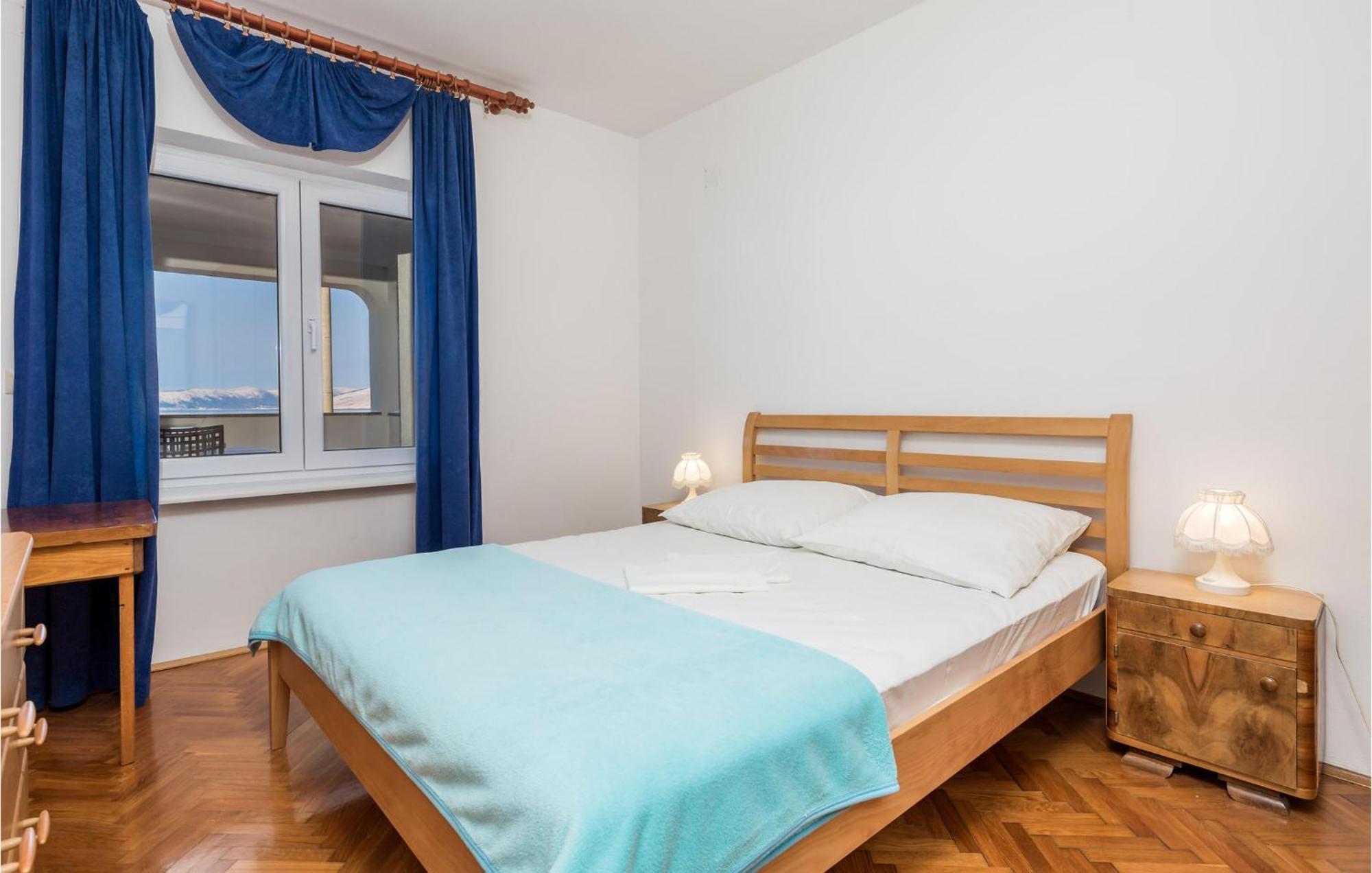 Nice Apartment In Sv,Juraj With Kitchen Szentgyörgy Kültér fotó